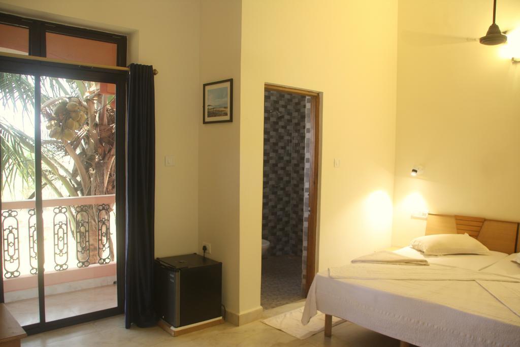 Hotel Lua Nova Calangute Phòng bức ảnh
